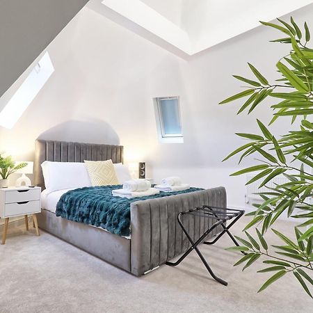 Writtle Massive 4 Bedroom Apartment With Parking In Gorgeous Countryside Location & Short Drive To Chelmsford City Centre Contractors Welcome Esterno foto