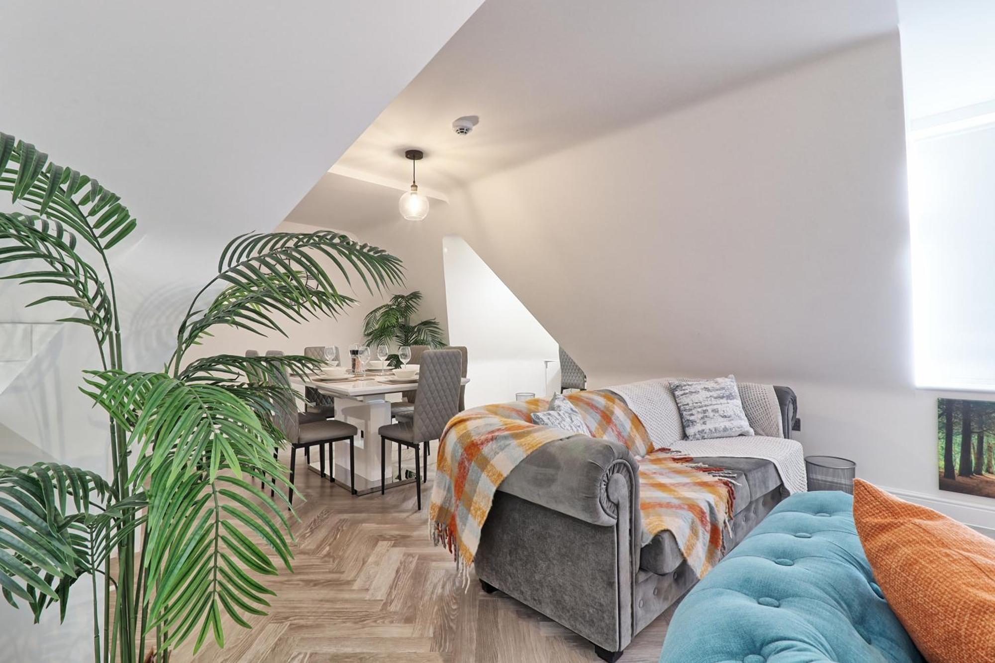 Writtle Massive 4 Bedroom Apartment With Parking In Gorgeous Countryside Location & Short Drive To Chelmsford City Centre Contractors Welcome Esterno foto